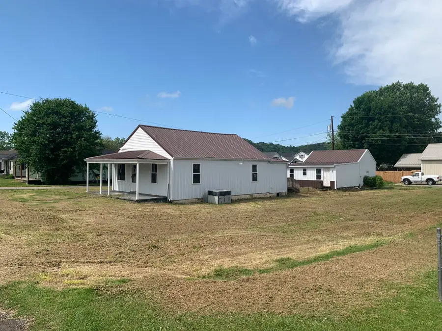 901 Eastern Avenue, Worthington, KY 41183 - #2