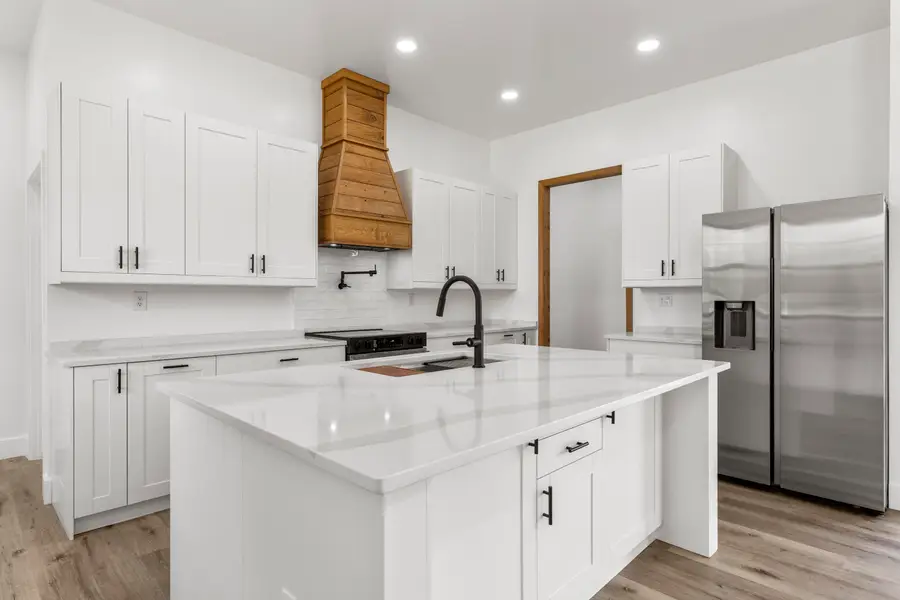 138 Hickory Grove Lane, Stanton, KY 40380 - Image #2