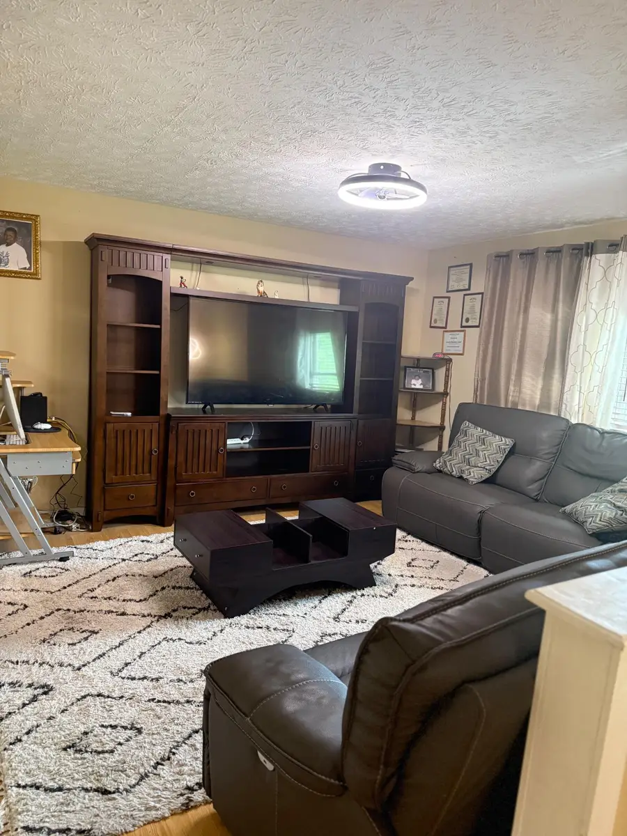 2829 Easthills Drive, Lexington, KY 40517 - Image #3