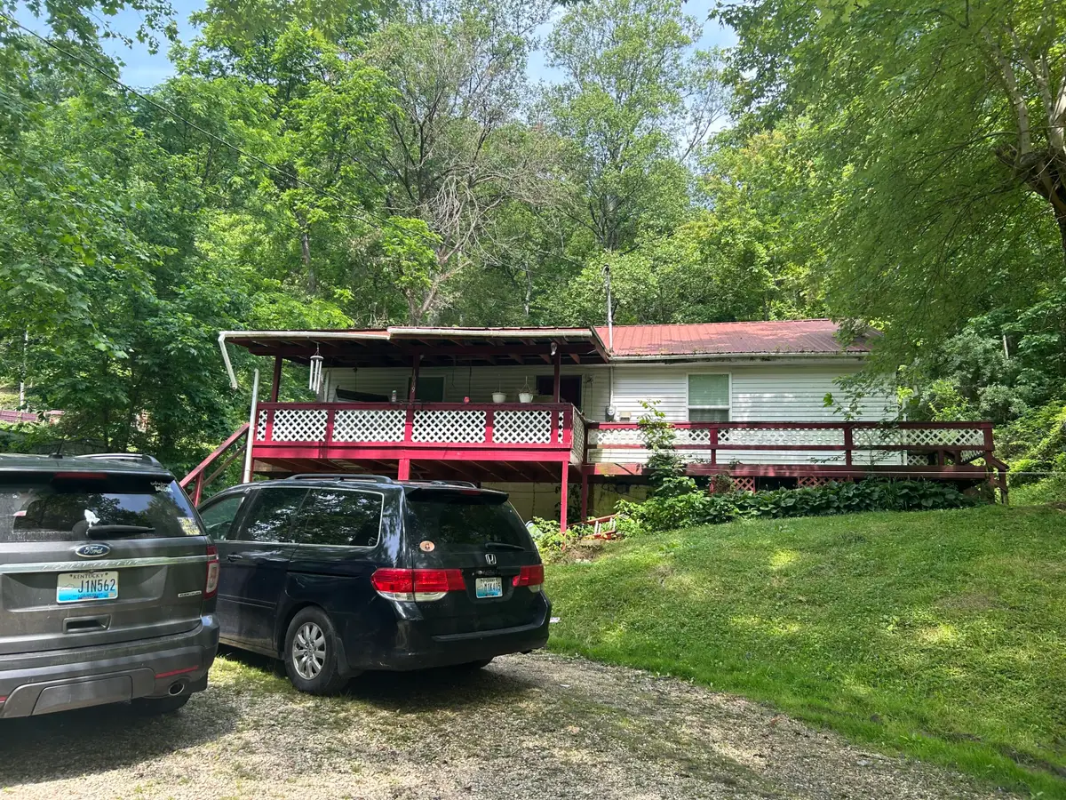 1009 Claylick Creek, Argillite, KY 41121 - Image #1