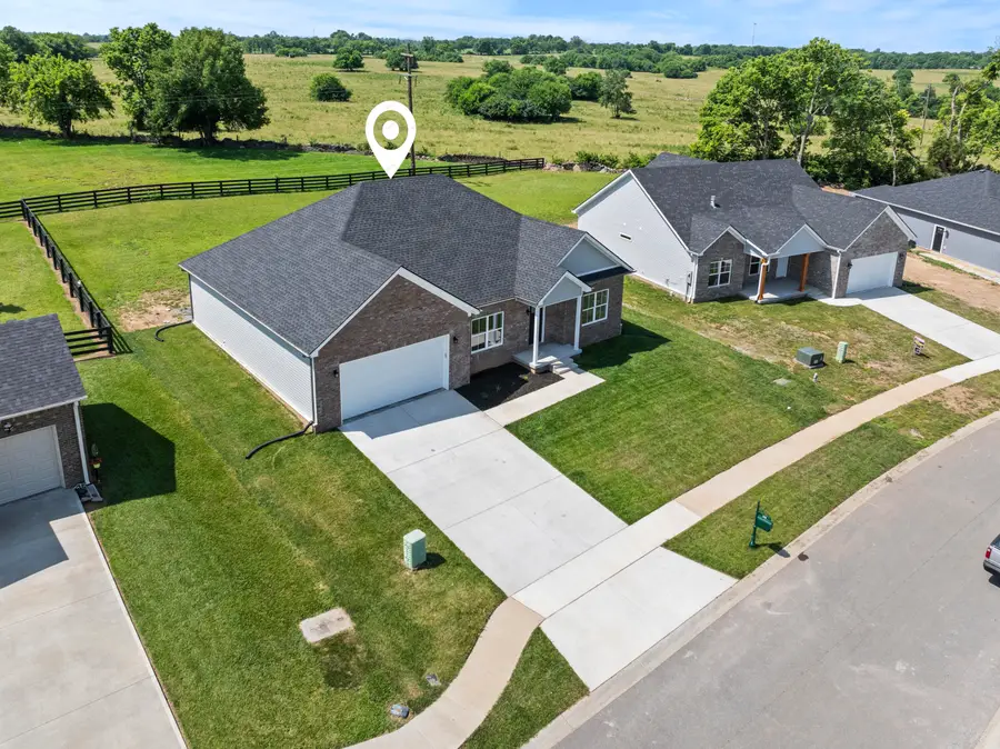 202 Max Cavnes Road, Danville, KY 40422 - Image #2