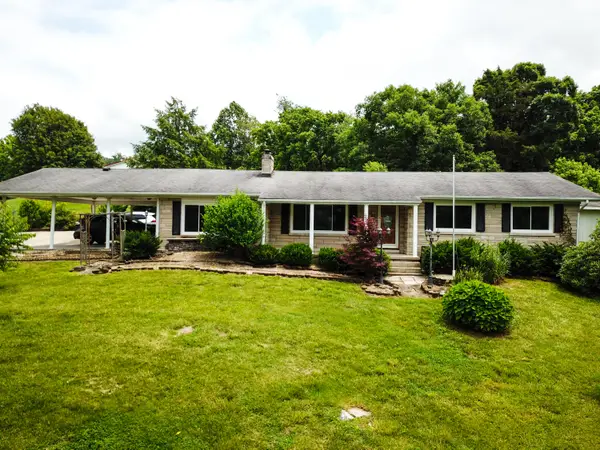 303 Freedom School Rd, Mt Vernon, KY 40456