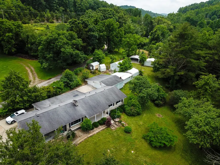 303 Freedom School Rd, Mount Vernon, KY 40456 - Image #2