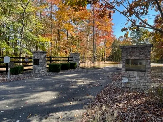 19 Five Points Drive, Russell Springs, KY 42642 - Image #1