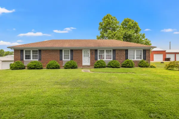 215 New Dixville Rd, Harrodsburg, KY 40330