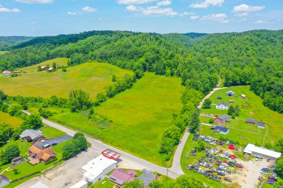 111 Gum Branch Road, Manchester, KY 40962 - Image #2