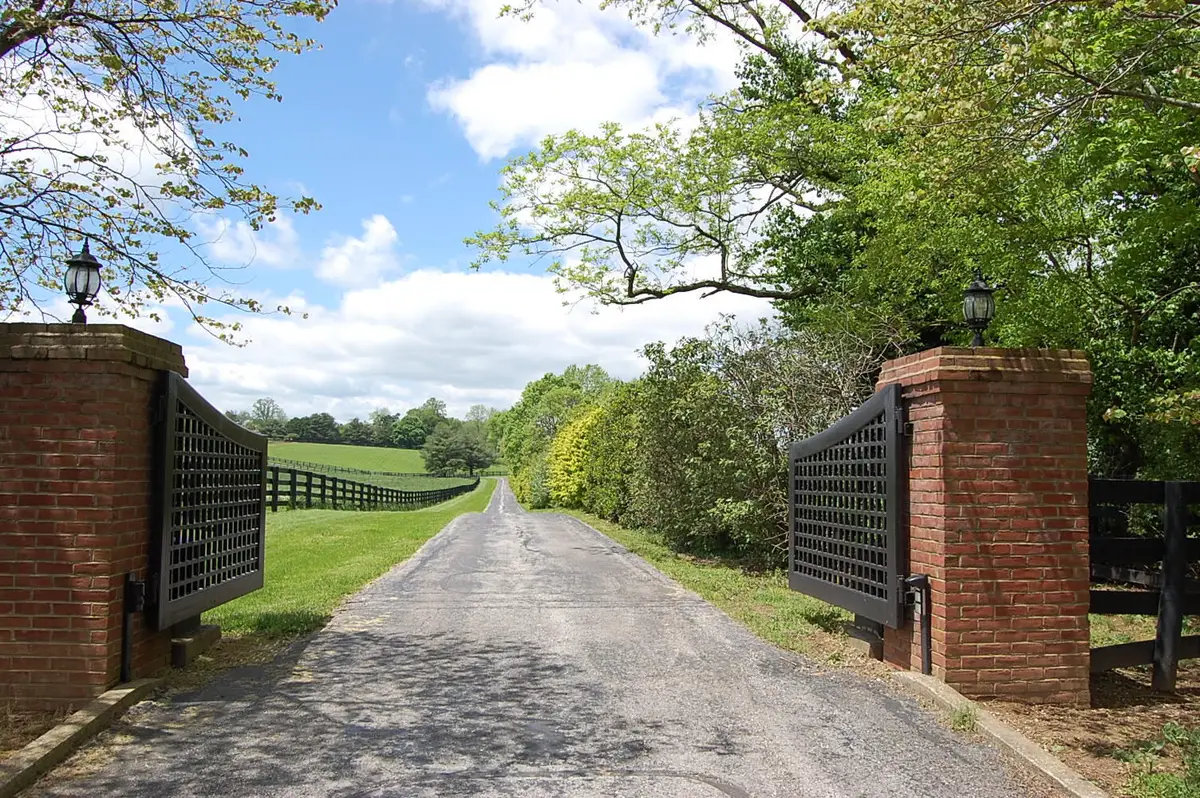 545 Sugar Hill Road, Versailles, KY 40383 - Image #1