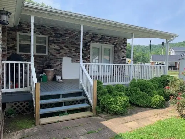 15 Newberry Lane, Inez, KY 41224 - Image #2