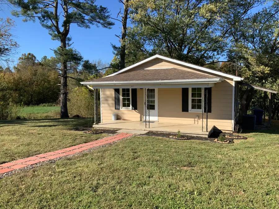 3060 Mark Welborn Road, Somerset, KY 42501 - #2