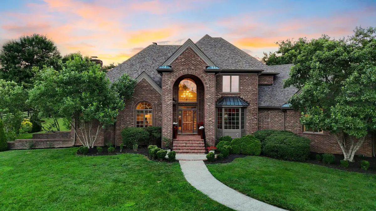 3905 N Cleveland Road, Lexington, KY 40516 - Image #1