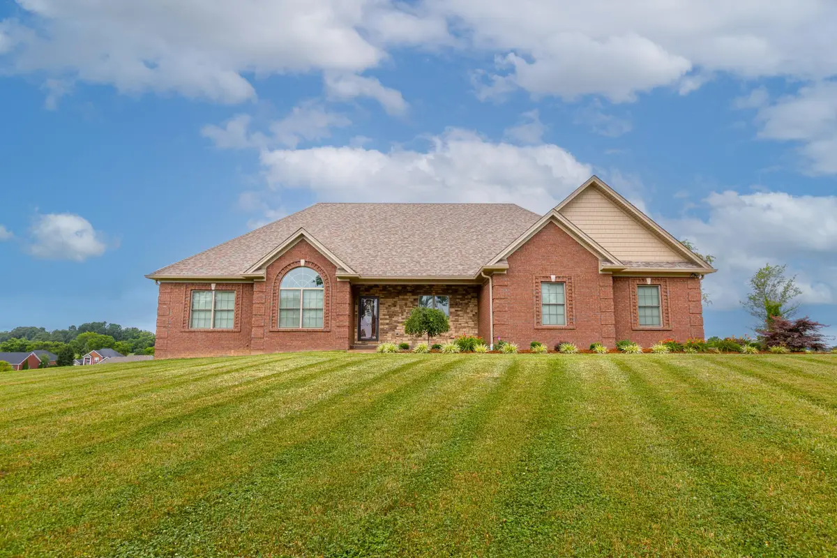 1053 English Garden, Lawrenceburg, KY 40342 - Image #1