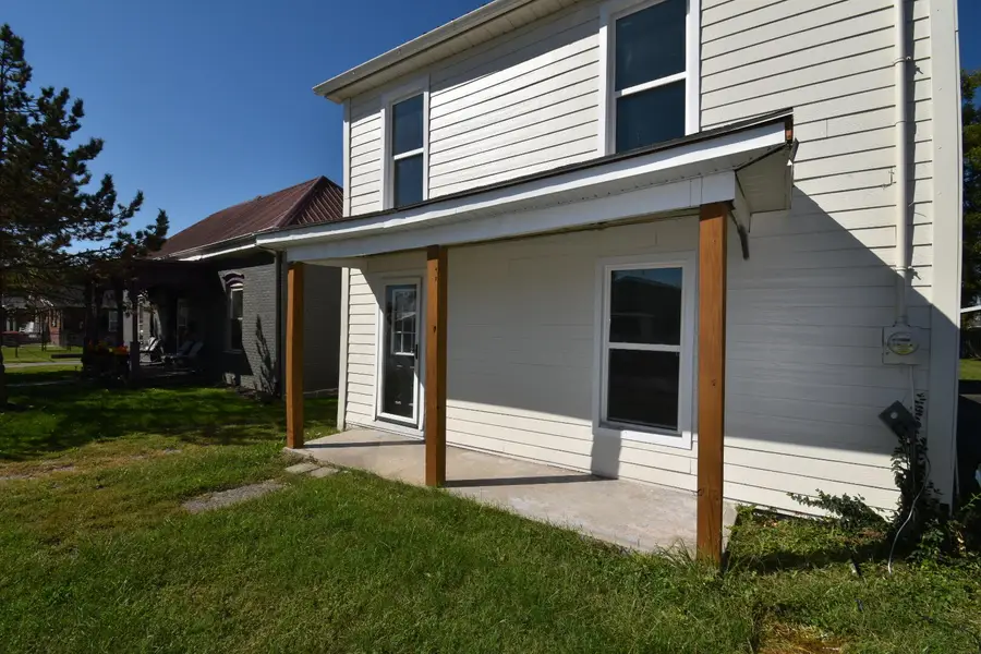 218 Fort St Street, Harrodsburg, KY 40330 - Image #2