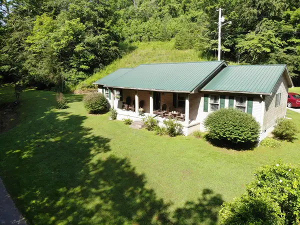 385 Clinton Stiltner Road, Frenchburg, KY 40322