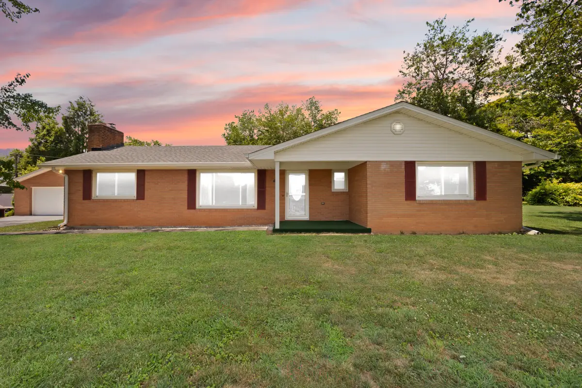 109 Norwood Drive, Science Hill, KY 42553 - Image #1