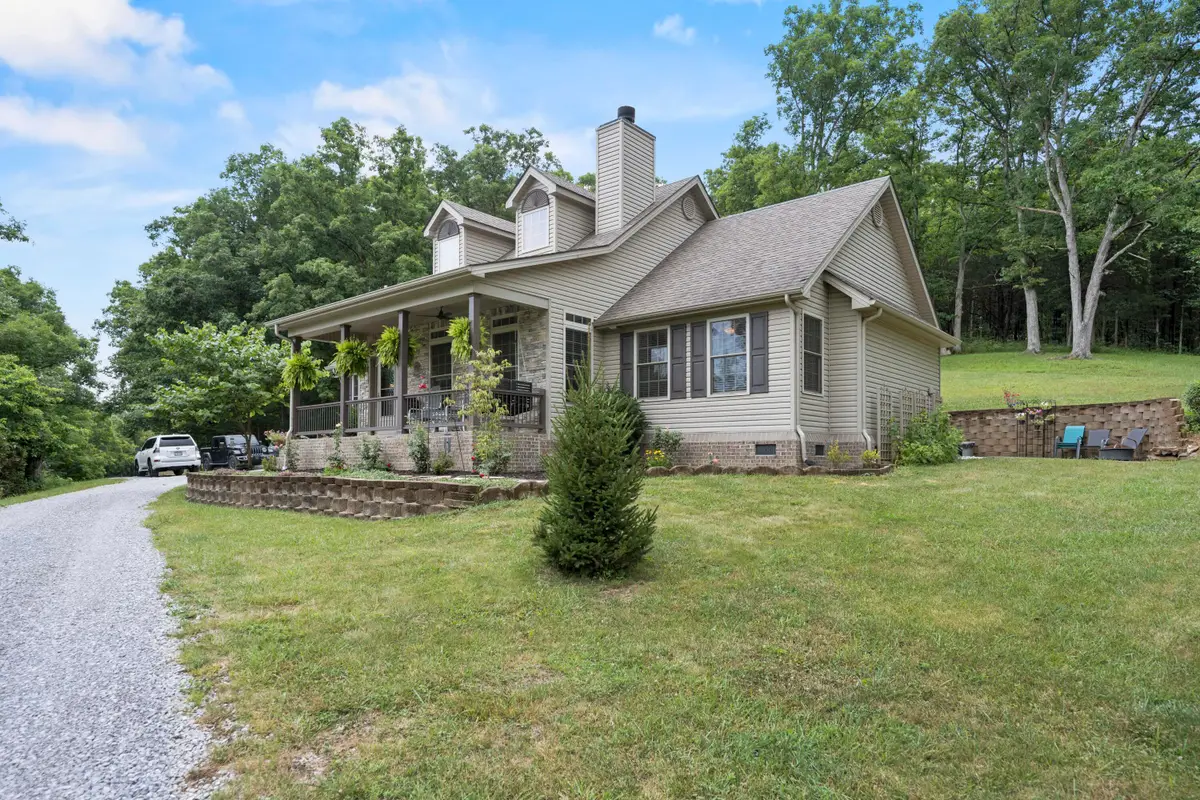 352 Suterville Road, Stamping Ground, KY 40379 - Image #1