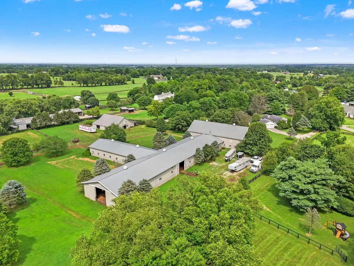 3352 Huntertown Road, Versailles, KY 40383 - Image #1