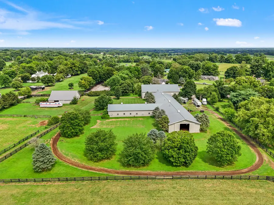 3352 Huntertown Road, Versailles, KY 40383 - Image #2