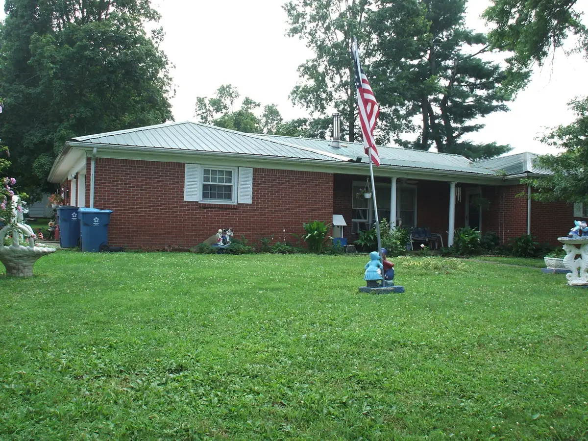 101 Whitney Avenue, Lawrenceburg, KY 40342 - Image #1