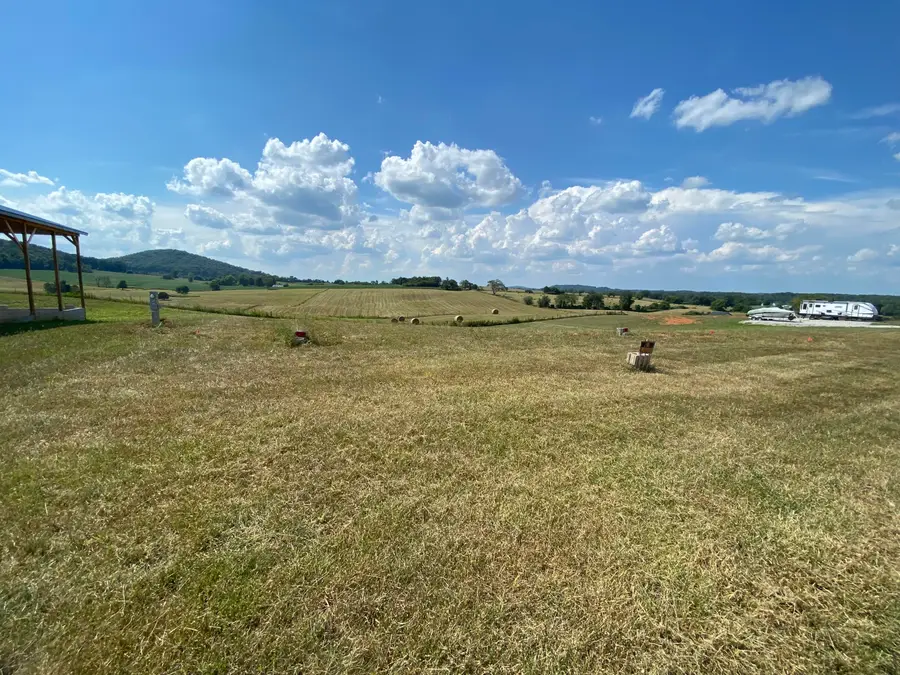 396 Lighthouse Road, Monticello, KY 42633 - Image #2