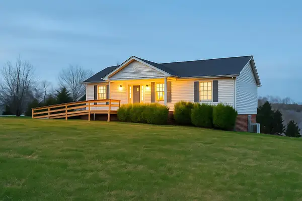 136 Country Lane, Lancaster, KY 40444