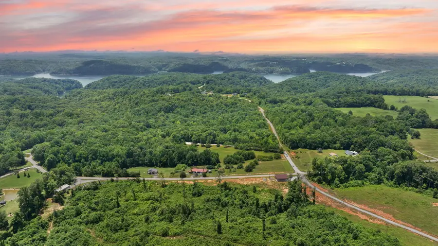 237 Christy Circle, Nancy, KY 42544 - Image #2