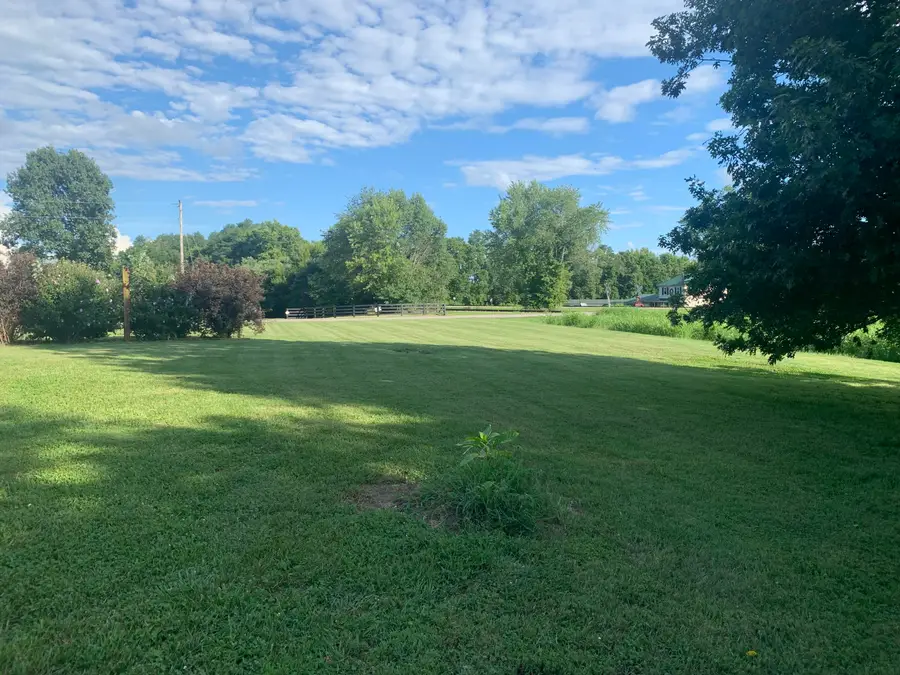 971 Heinsville Road, Shelbyville, KY 40065 - Image #2