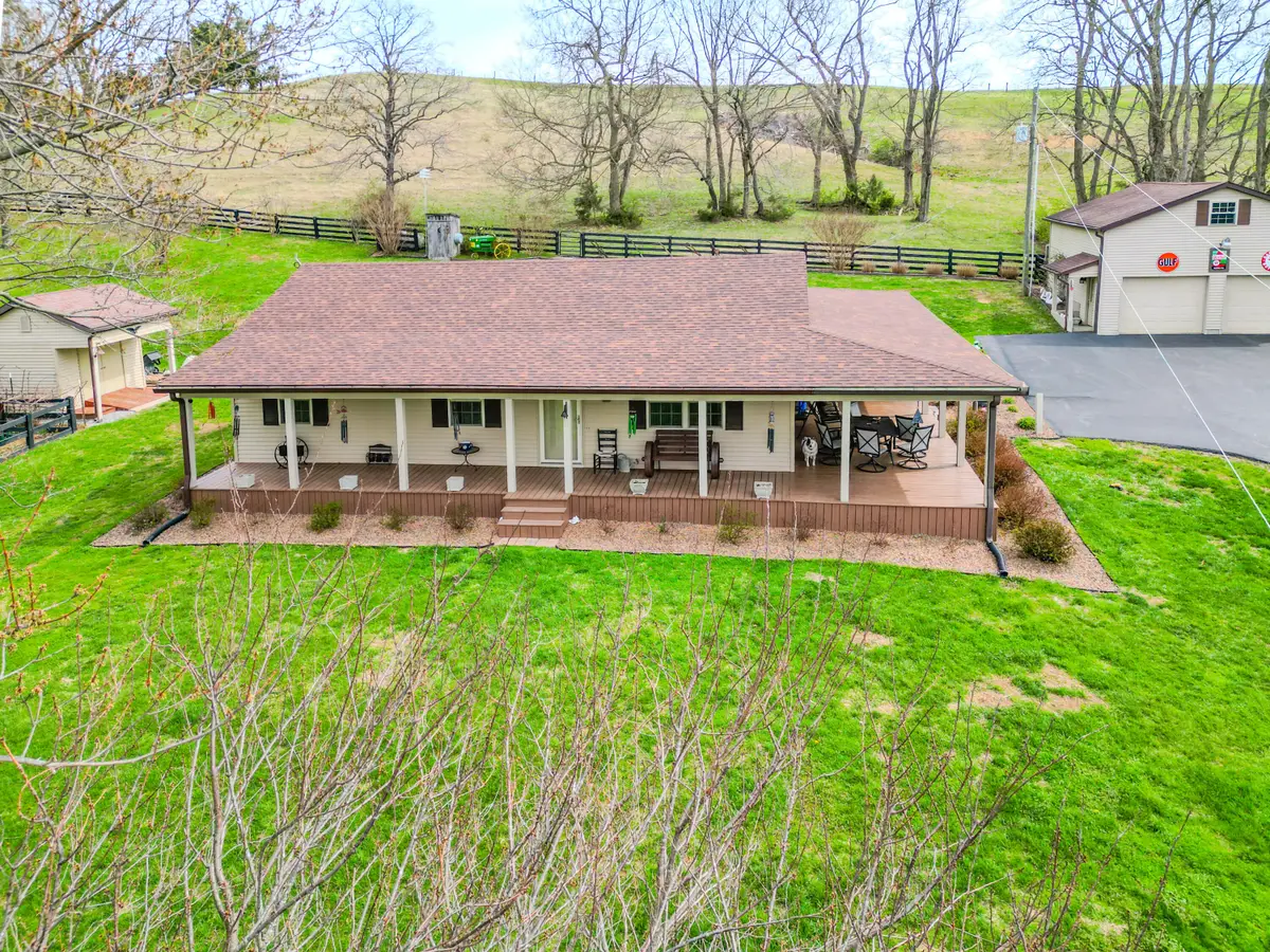 1270 Alum Springs Crosspike Road, Danville, KY 40422 - #1