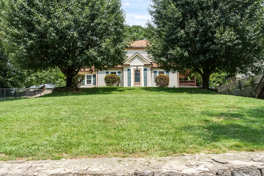 604 Winding Way Court, Frankfort, KY 40601 - #2