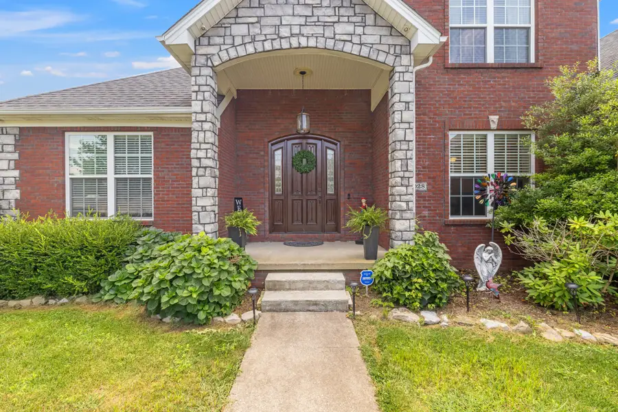 6028 Crabapple Road, Versailles, KY 40383 - Image #2