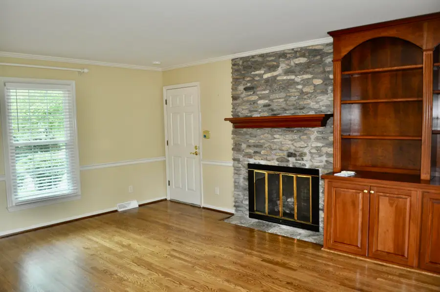 573 Valleybrook Drive, Danville, KY 40422 - Image #2