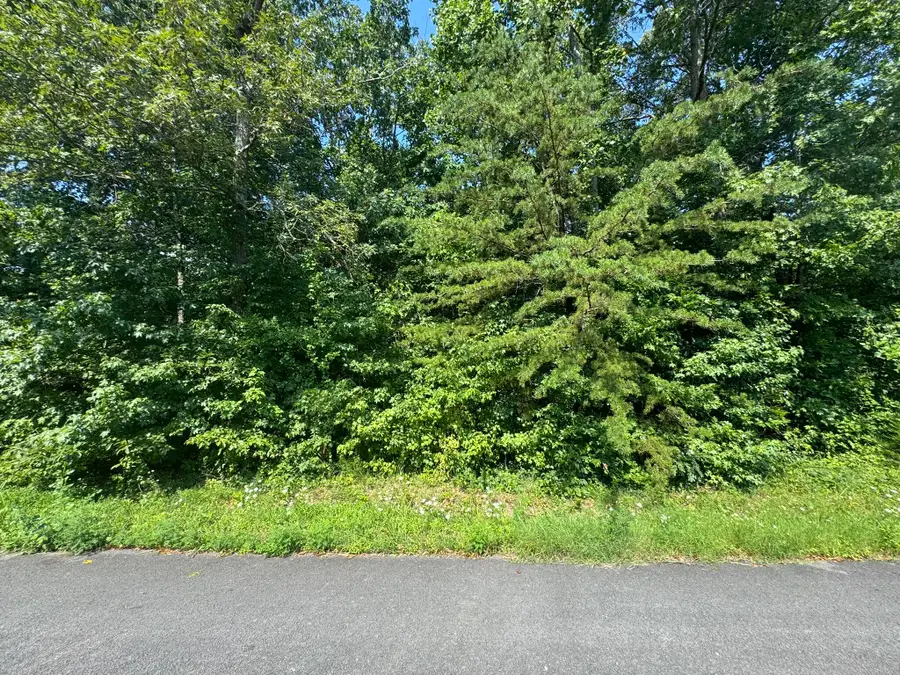 32 Hickory Drive, Russell Springs, KY 42642 - Image #2