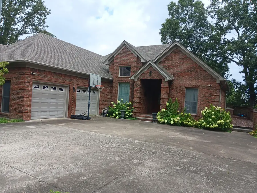 202 Oak Ridge Drive, Irvine, KY 40336 - Image #2