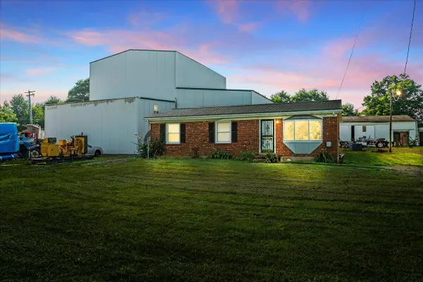 2245/2251 N Yarnallton Pike, Lexington, KY 40511