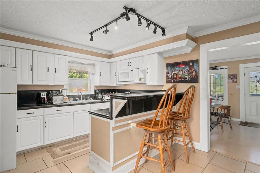 2245/2251 N Yarnallton Pike, Lexington, KY 40511 - Image #3