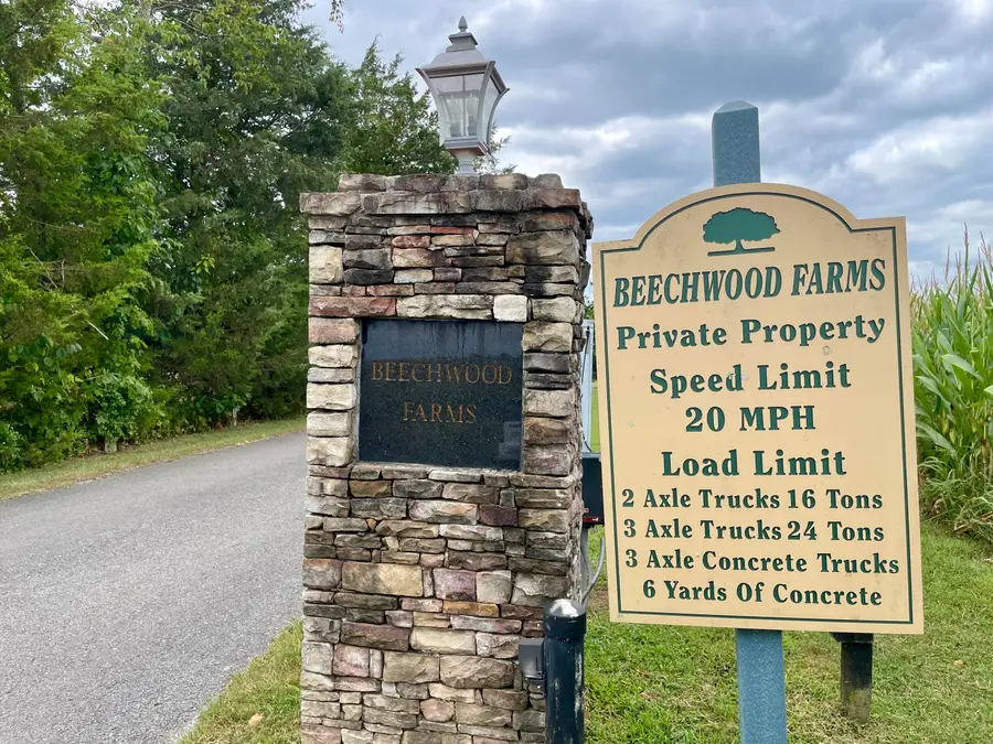 8 Beechwood Drive, Nancy, KY 42544 - Image #3