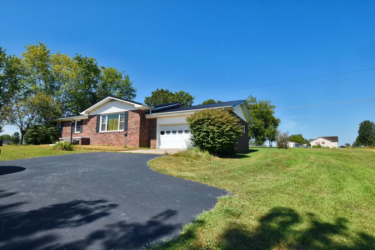 10916 Ky 57, Tollesboro, KY 41189 - Image #1