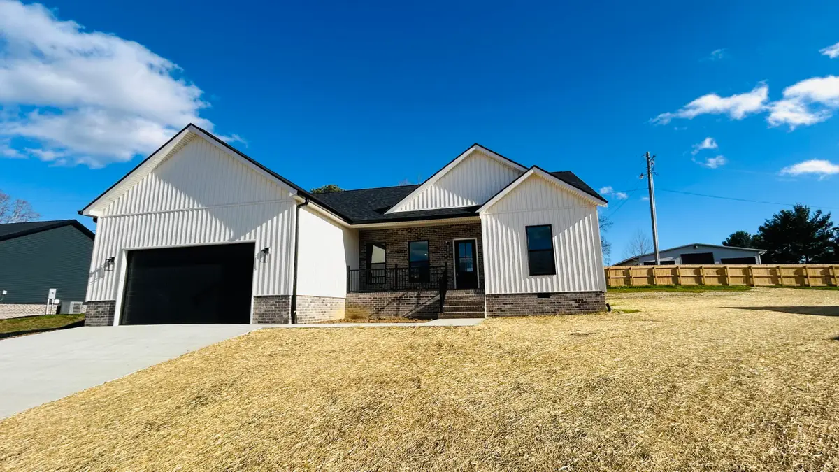 124 Gray Bird Lane, London, KY 40741 - Image #1