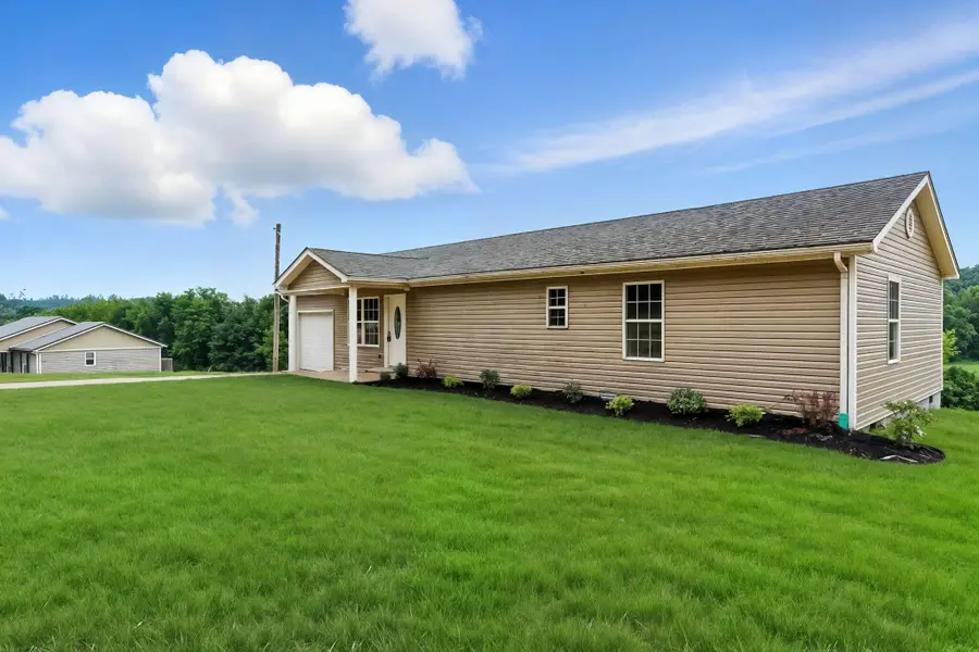 2461 Lambert Road, Berea, KY 40403 - Image #2