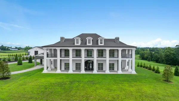 405 Iron Works Road, Paris, KY 40361