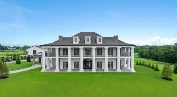 405 Iron Works Road, Paris, KY 40361