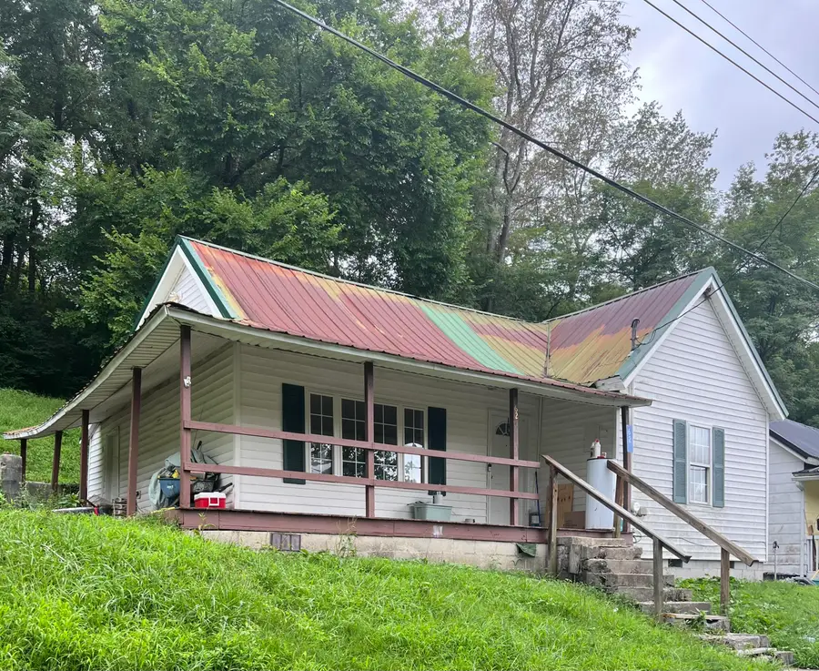 86 Black Street, Livingston, KY 40445 - Image #2