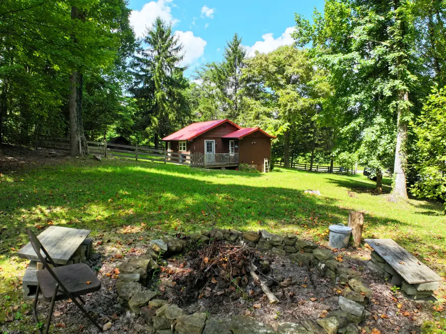 13444 2004 Highway, McKee, KY 40447 - Image #2