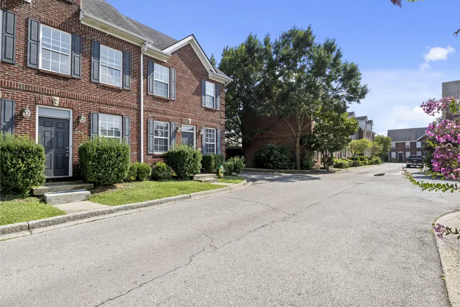 209 Old Todds Road #2109, Lexington, KY 40505 - Image #3