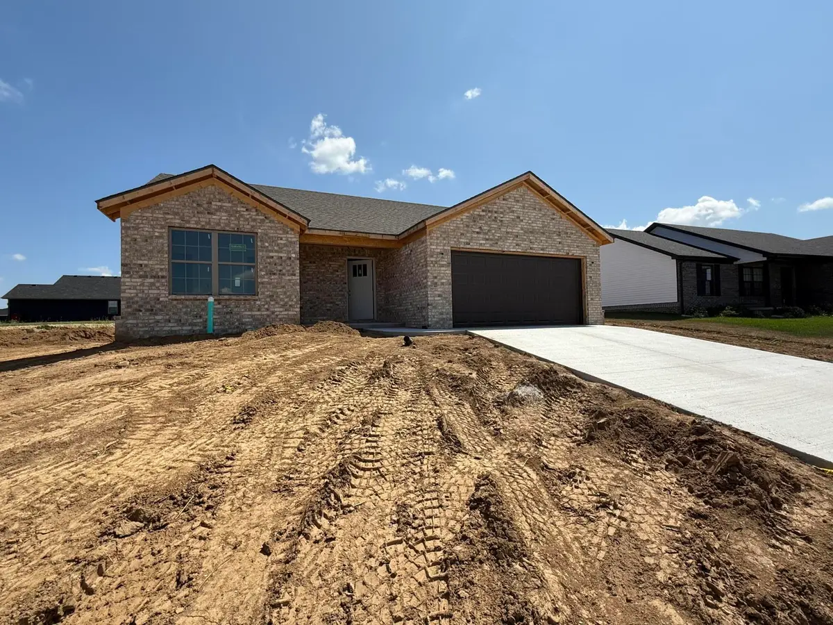 228 Brook Cv, Berea, KY 40403 - Image #1