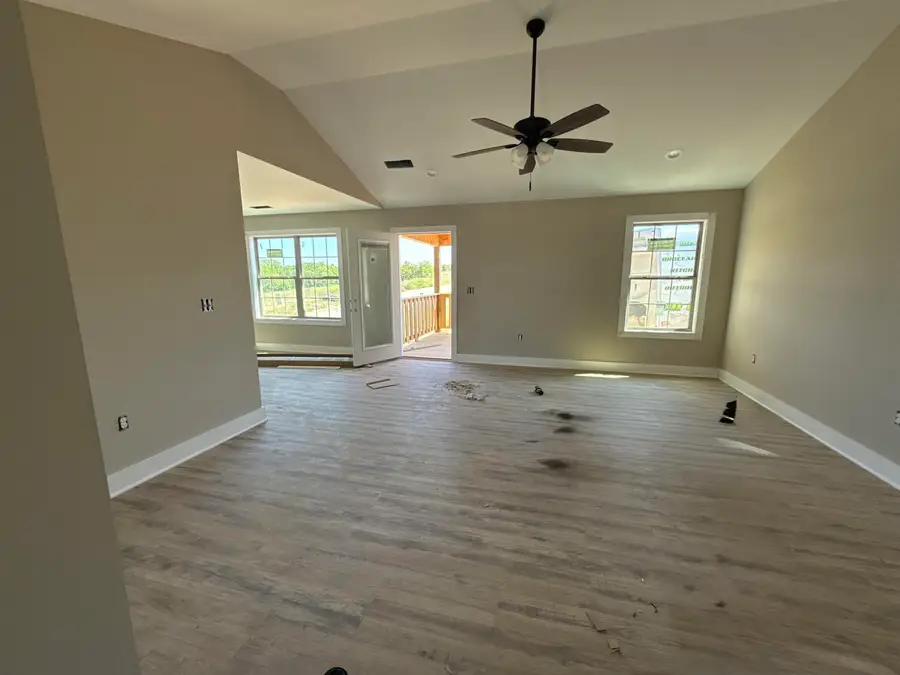 228 Brook Cv, Berea, KY 40403 - Image #2