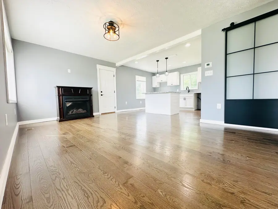 5498 Highway 472, Manchester, KY 40962 - Image #2