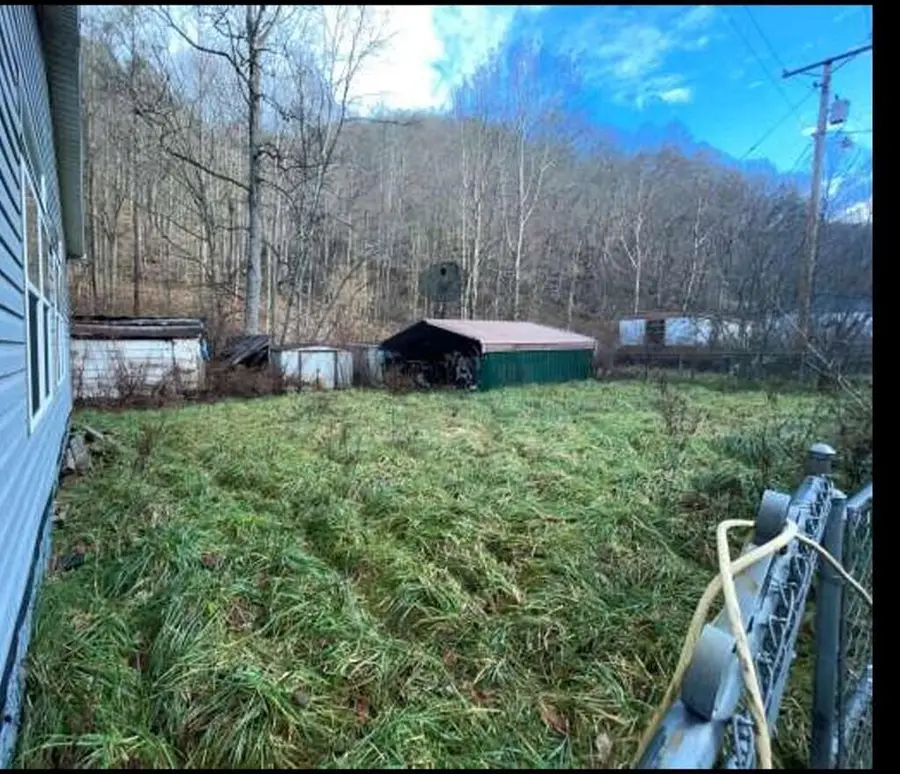 443 Kelly Fork Road Road, Hazard, KY 41701 - Image #3