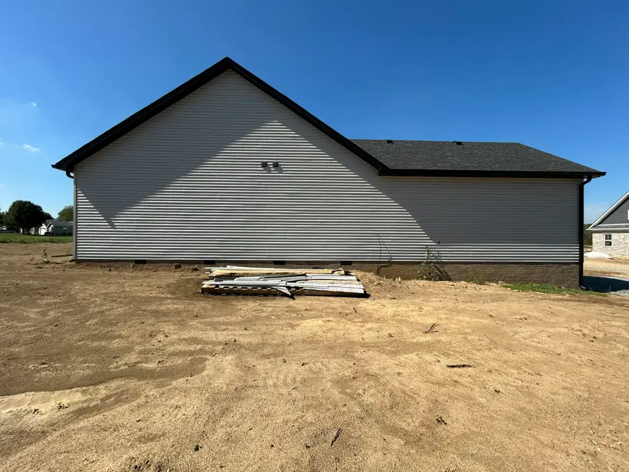 105 Stonegate Drive, Danville, KY 40422 - Image #3