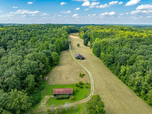 1195 Hoop Road, Wellington, KY 40387