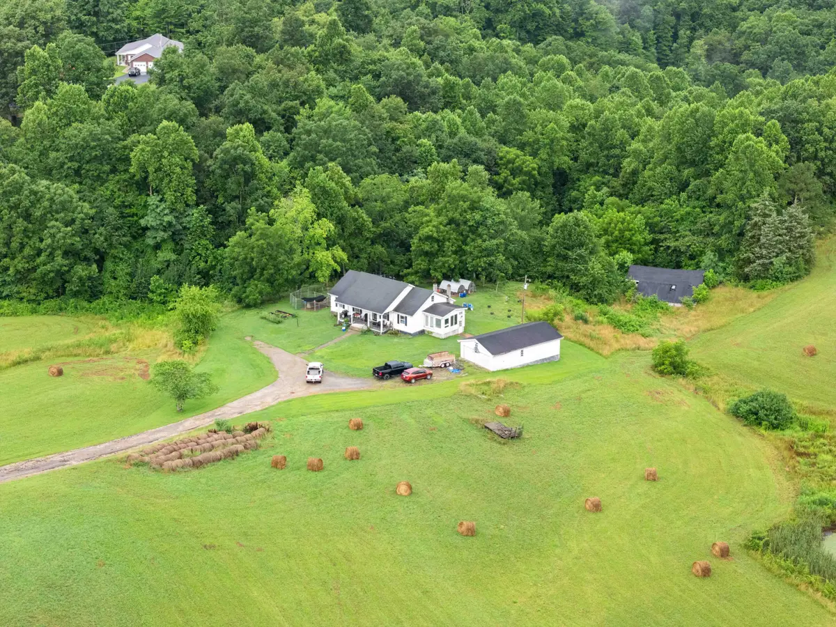 101 Steele Lane, McKee, KY 40447 - Image #1